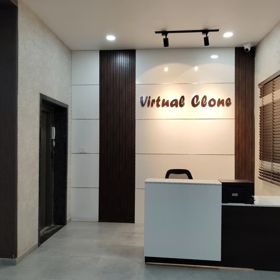 Virtual Clone Office Photos