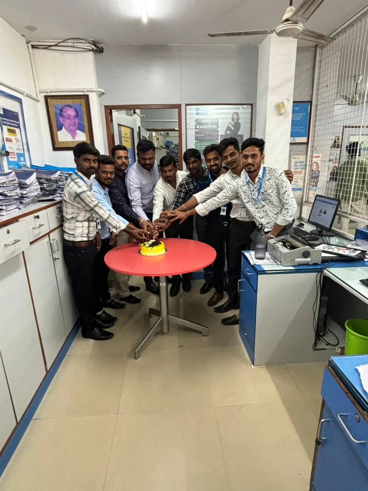 Muthoot Fincorp Office Photos