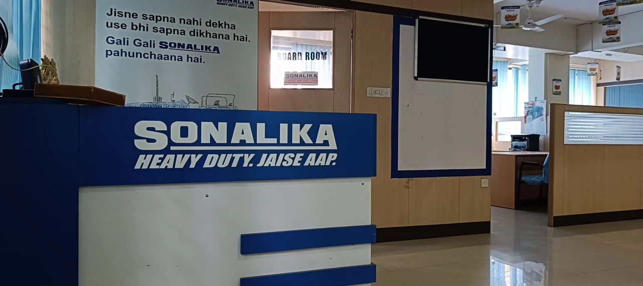 Sonalika Tractors Office Photos