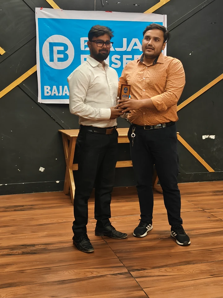 Bajaj Finserv Office Photos