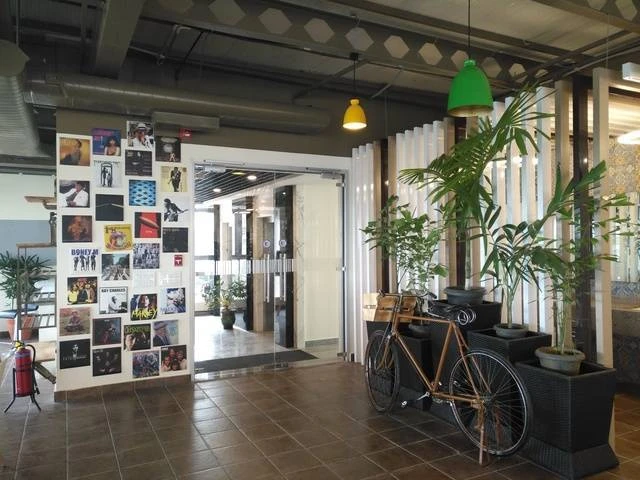 Axio Office Photos