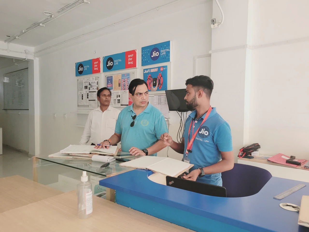 Reliance Digital Office Photos