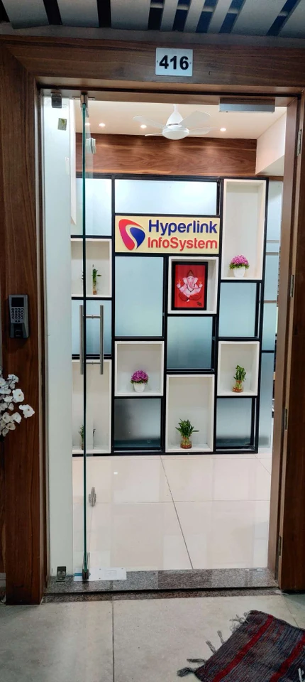 Hyperlink Infosystem Office Photos