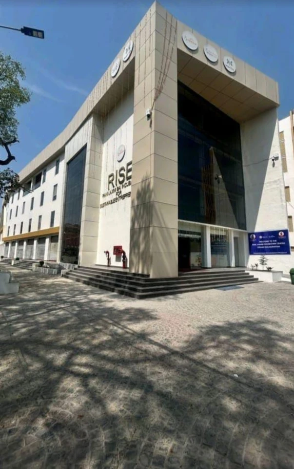 U09knfz5yujxs0fnqnbrvw43y1zqzz09