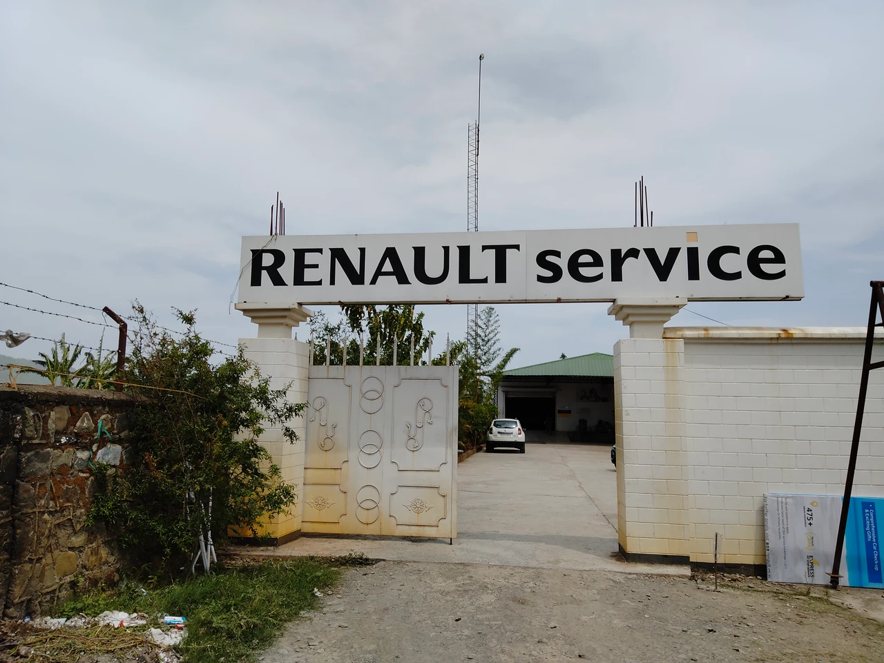 Renault Office Photos