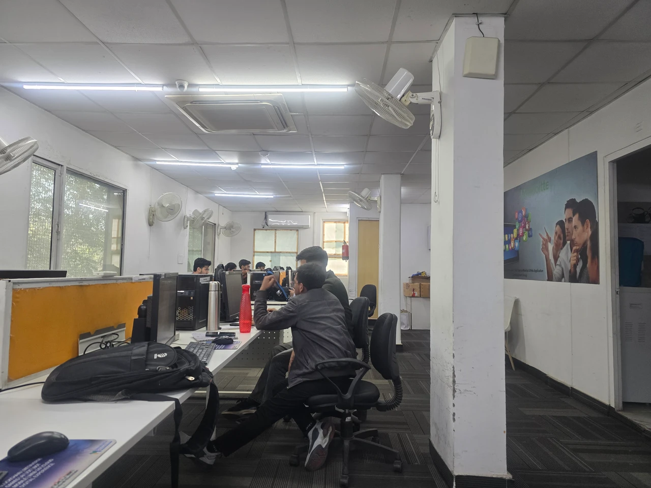 Mobiloitte Technologies Office Photos