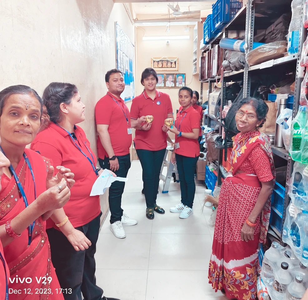 Ratnadeep Super Market Office Photos