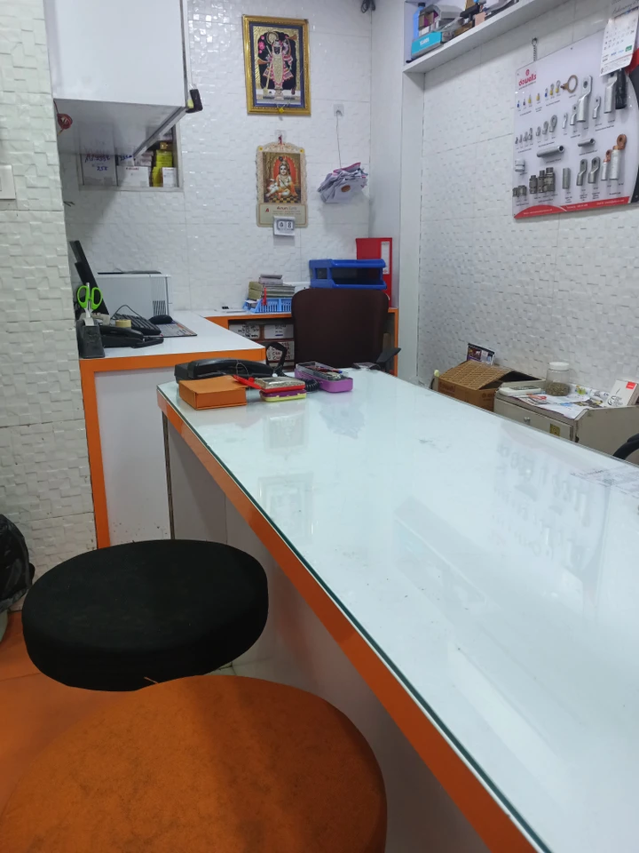 Oasis Office Photos