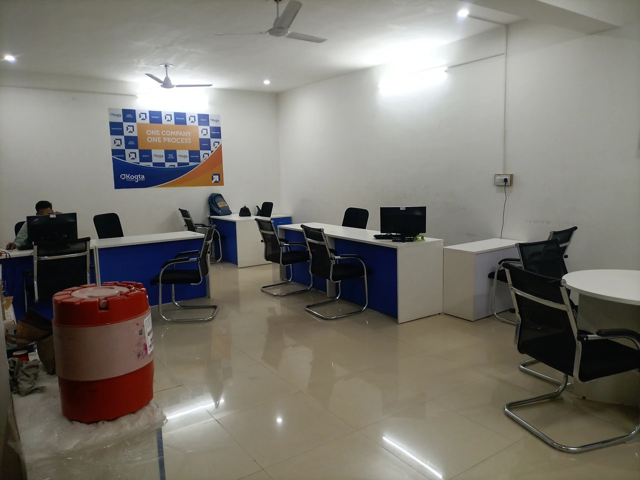 Kogta Financial India Limited Office Photos