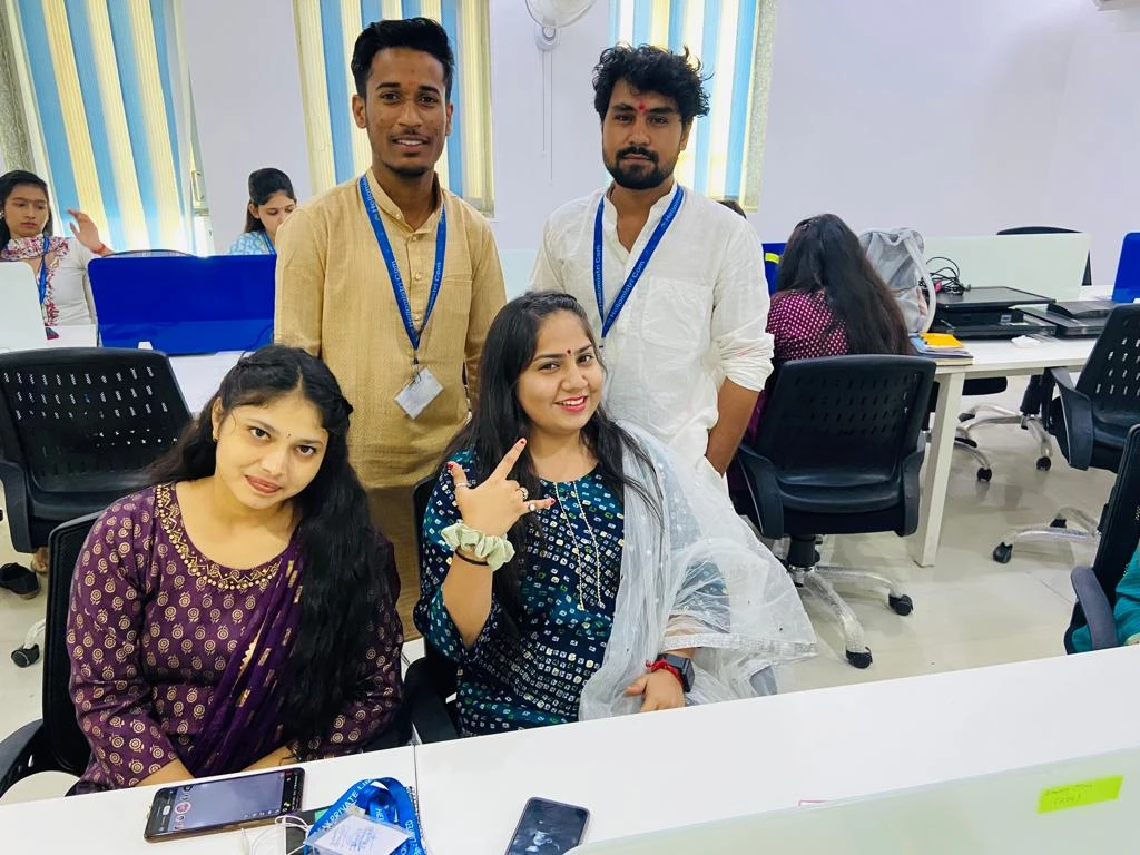 Hello Mistri Company Profile & Overview | AmbitionBox