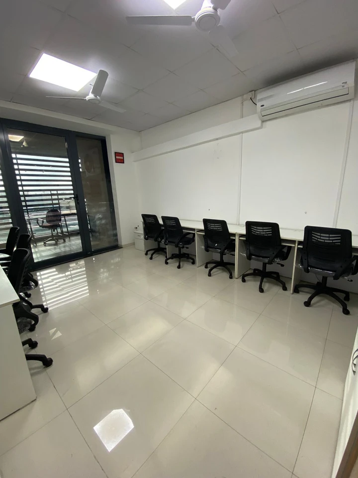 Dusvk2kvdu9xwfhabnblu05rtkzeut09