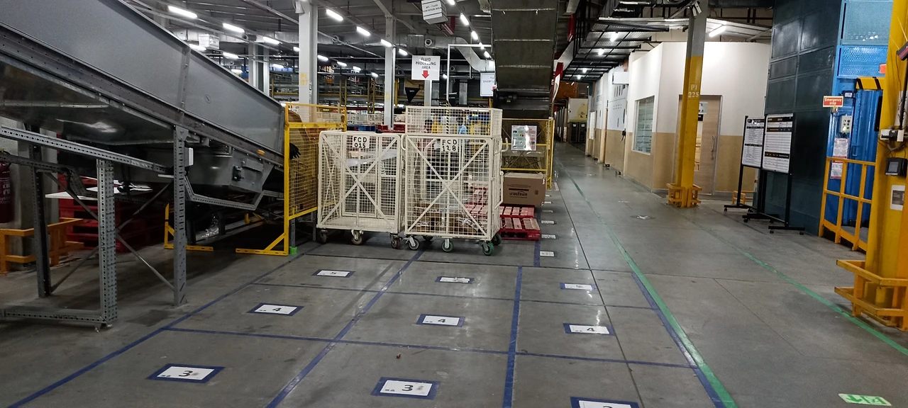 Amazon Logistics Office Photos