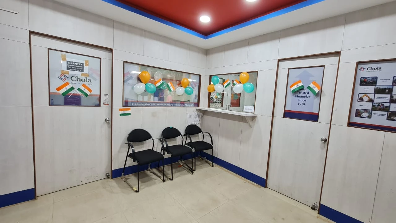 Cholamandalam Investment & Finance Office Photos